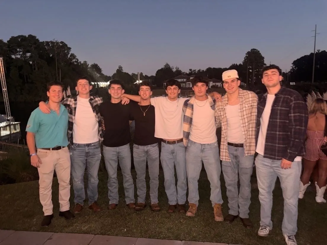 Pi-Theta brothers, Brotherhood